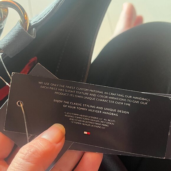 Tommy Hilfiger NWT Navy Blue Leather Tote Bag with Red and White Stripe Accents - Picture 7 of 14